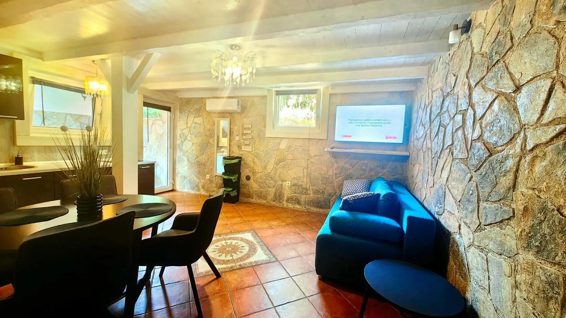 Apartments Lea With Pool Malinska 0*,